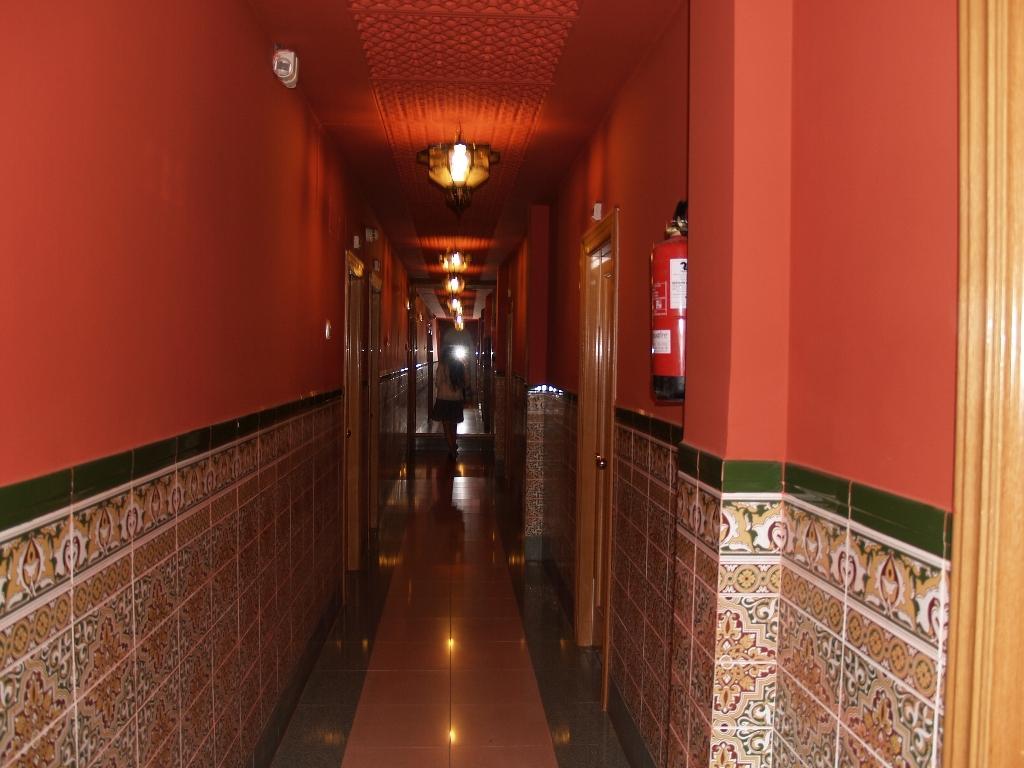 Hotel Corona De Atarfe Exterior photo